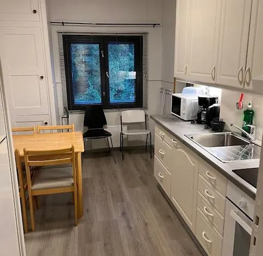 Apartamento 2nd Floor Near Meyer Gate. Free Parking *