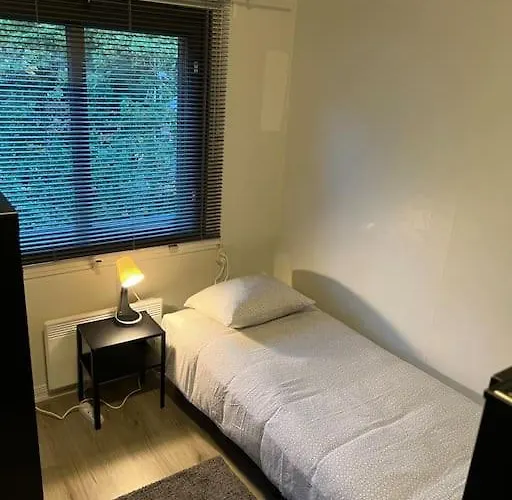 2nd Floor Near Meyer Gate. Free Parking Apartamento *